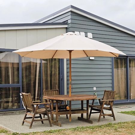 Brand New & Cosy In Kapiti - New 3-Bedrooms 4-Beds In Paraparaumu Kültér fotó