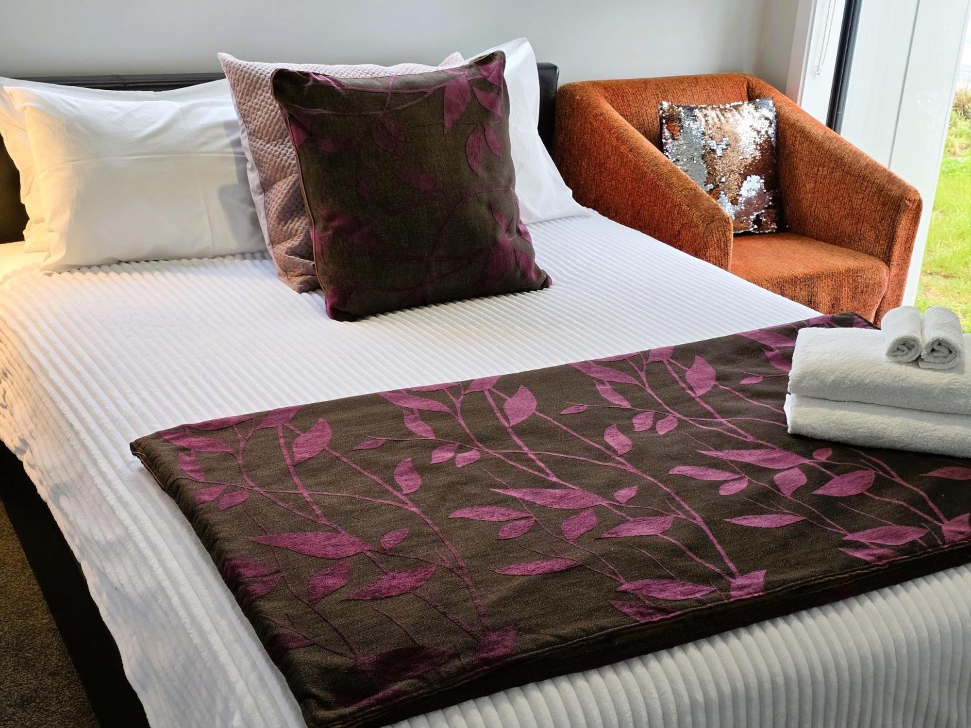 Brand New & Cosy In Kapiti - New 3-Bedrooms 4-Beds In Paraparaumu Kültér fotó
